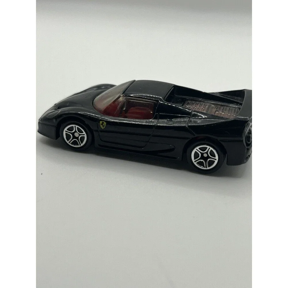 Vintage Matchbox Ferrari F-50 Black Red Int. Hot Super Cars 40 5sp Wheels 1995
